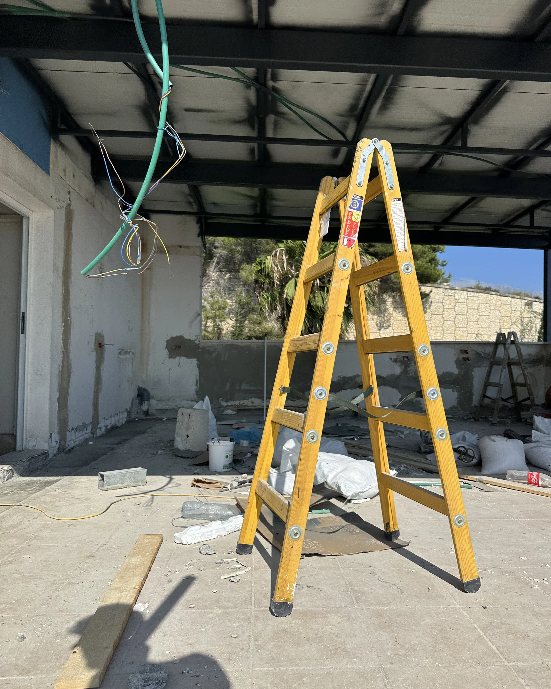 עבודות גמר לפני ריצוף המרפסת